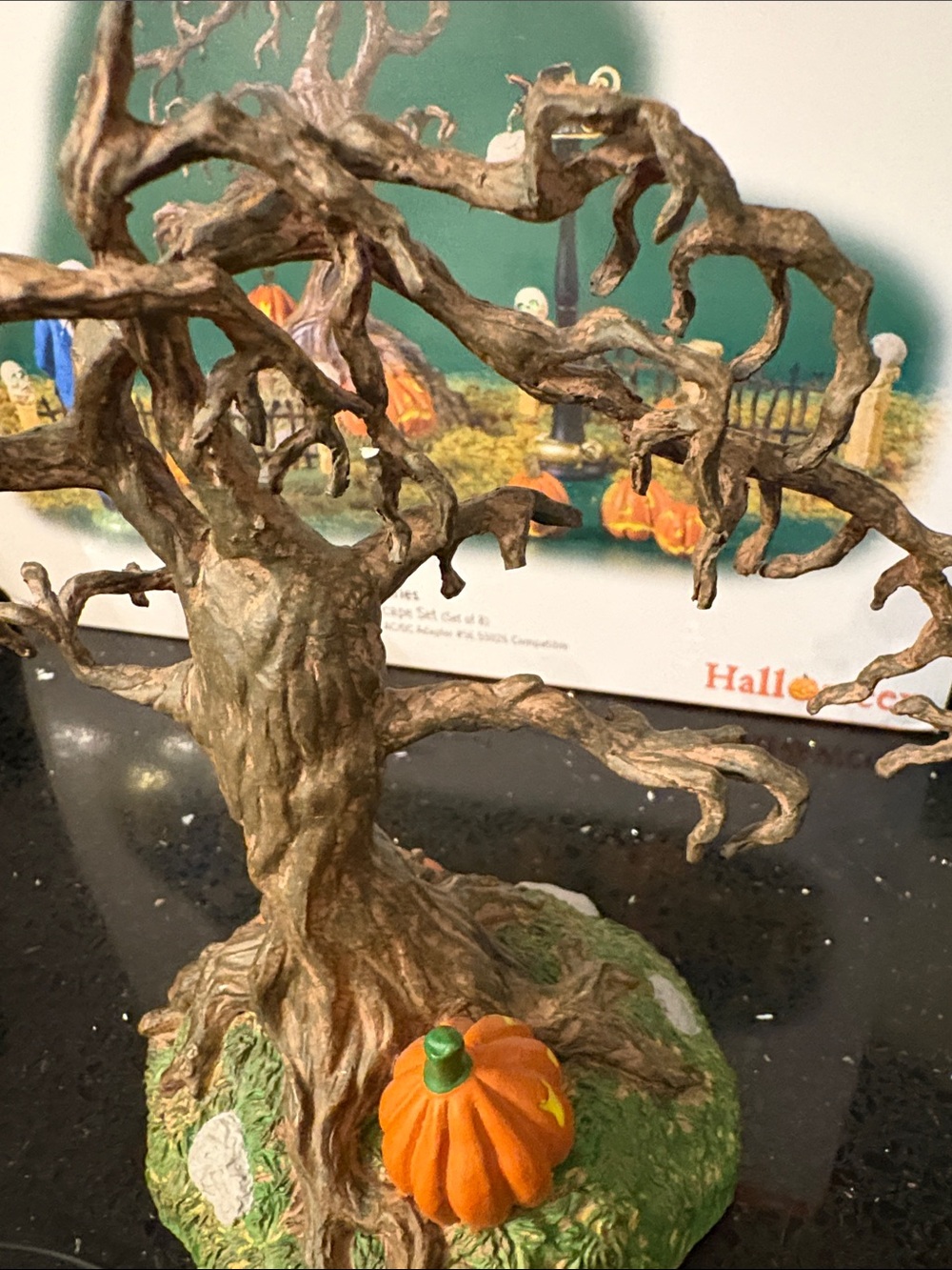 Department 56 LIT Halloween Village Gravely Landscape Accessory Set/8 Spooky - Picture 16 of 17